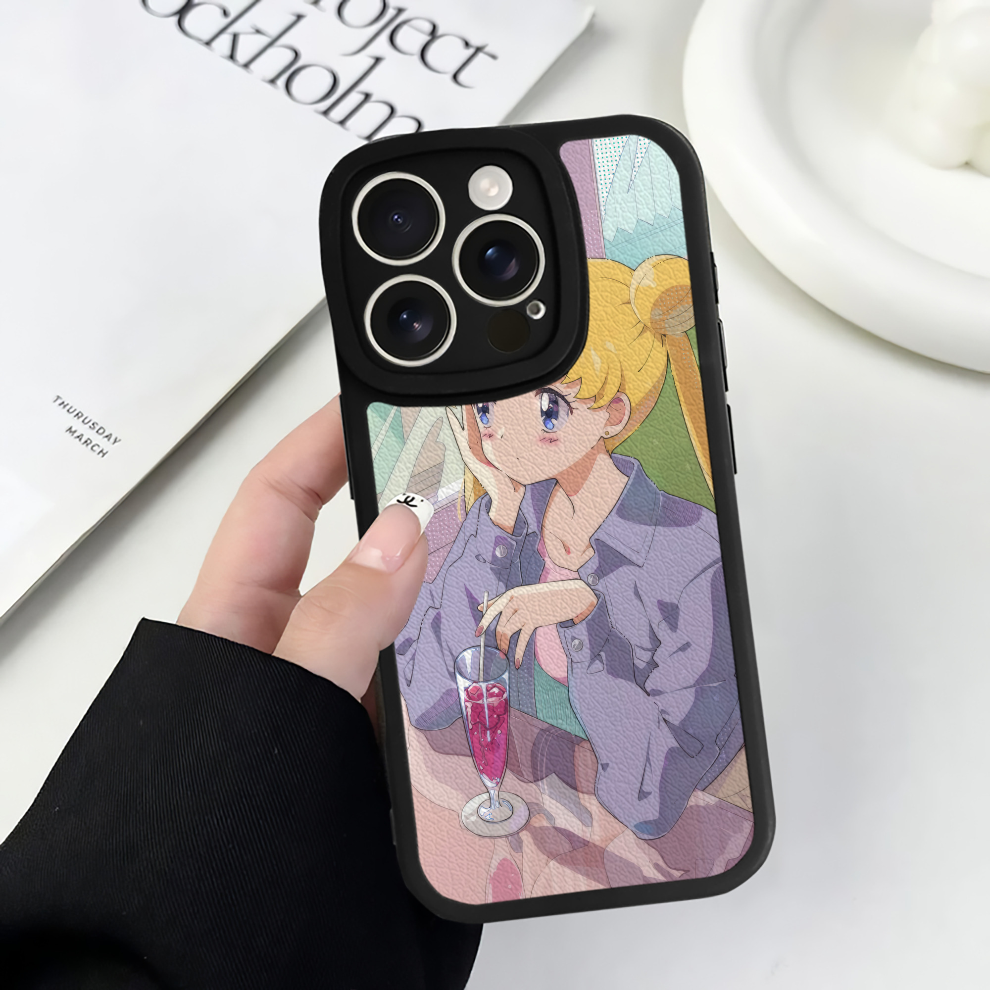 （画像用） 美少女戦士セーラームーン Sailor Moon 【iPhone 16シリーズ対応】シリコンスマホケース（レザー調） 材質：シリコン